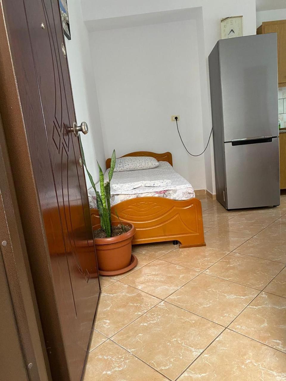 Tulipani Apartments Near Port Sarandë 外观 照片